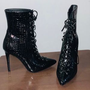 Black Crock Patent Leather Heel